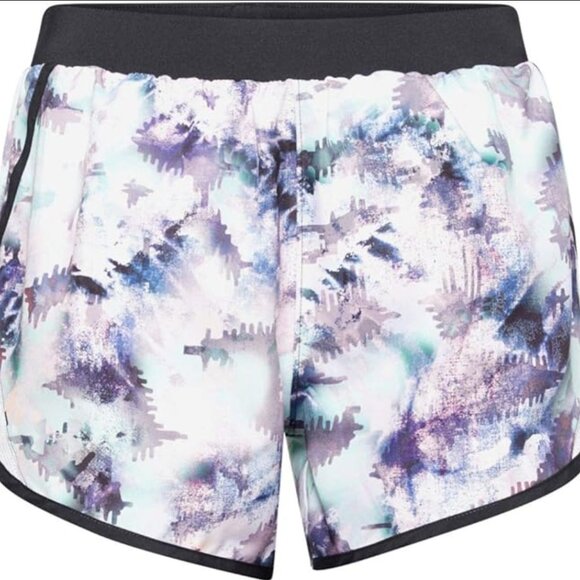 Under Armour Fly By 2.0 Printed Running Shorts - Picture 4 of 8